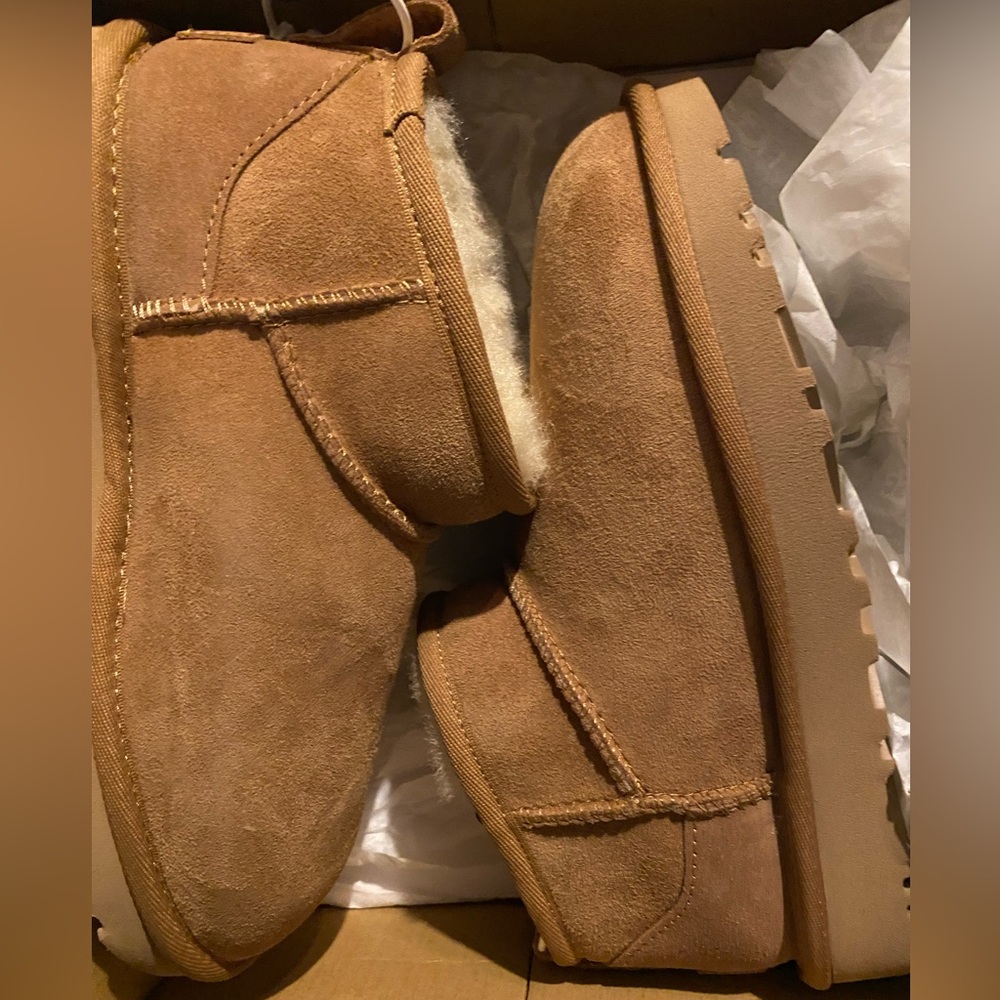 NEW Ugg Ultra Mini